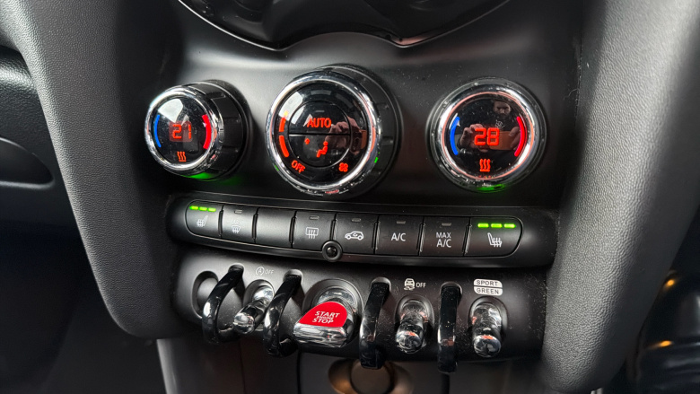 MINI Hatchback 1.5 Cooper Sport II 3dr Petrol Hatchback